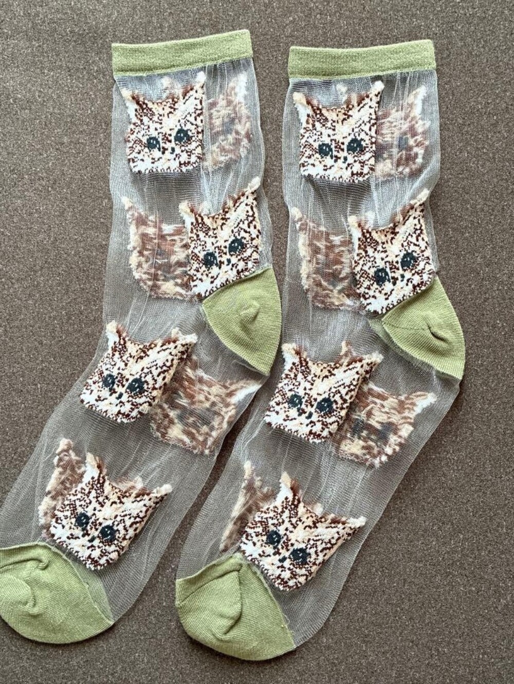 SHEER 3D EMBROIDERED MEOW CAT FACE SOCKS O/S